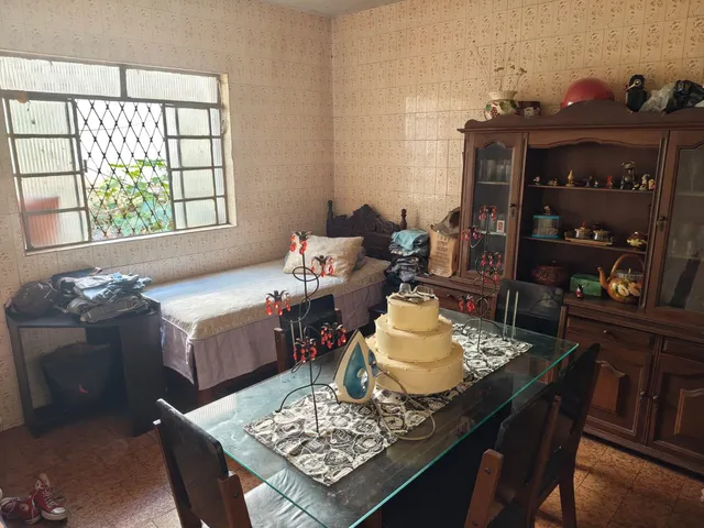 Casa 3 quartos e 1 banheiro, à venda, no bairro Guarani em Belo Horizonte