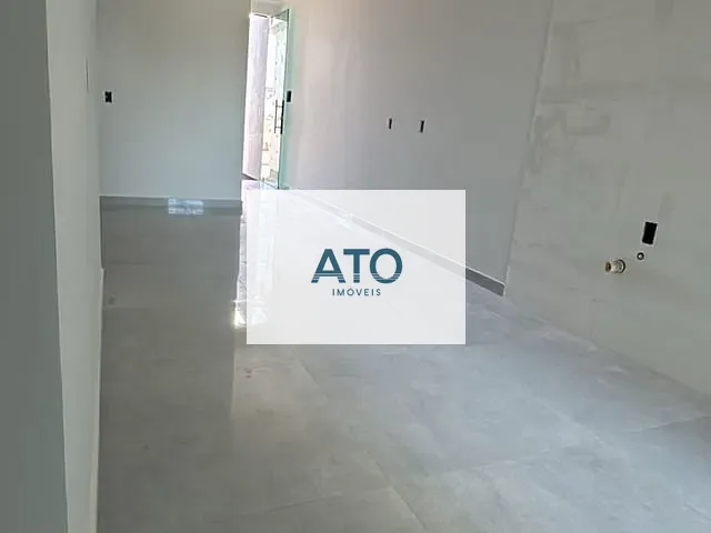 Casa 2 quartos e 1 banheiro, à venda, no bairro Joia em Tijucas