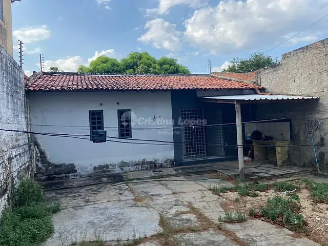 Casa com 400m² 4 quartos e 3 banheiros, à venda, no bairro Marquês em Teresina