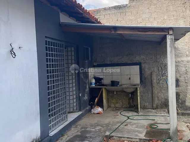 Casa com 400m² 4 quartos e 3 banheiros, à venda, no bairro Marquês em Teresina