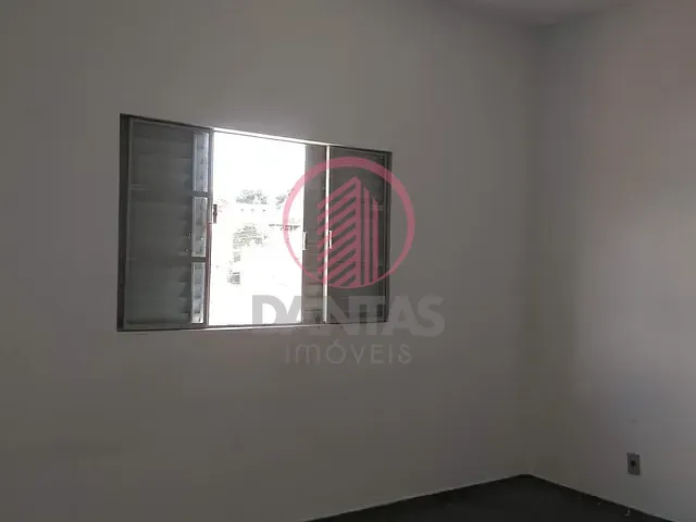Casa com 80m² 2 quartos e 1 banheiro, para alugar, no bairro Novo Osasco em Osasco
