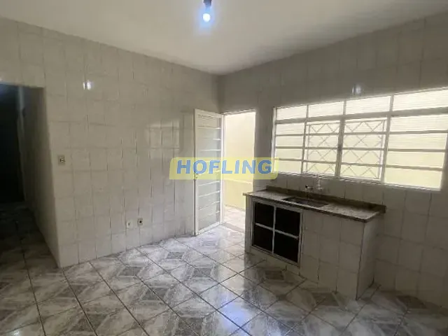 Casa com 150m² 2 quartos e 2 banheiros, para alugar, no bairro Jardim Luciana em Santa Gertrudes