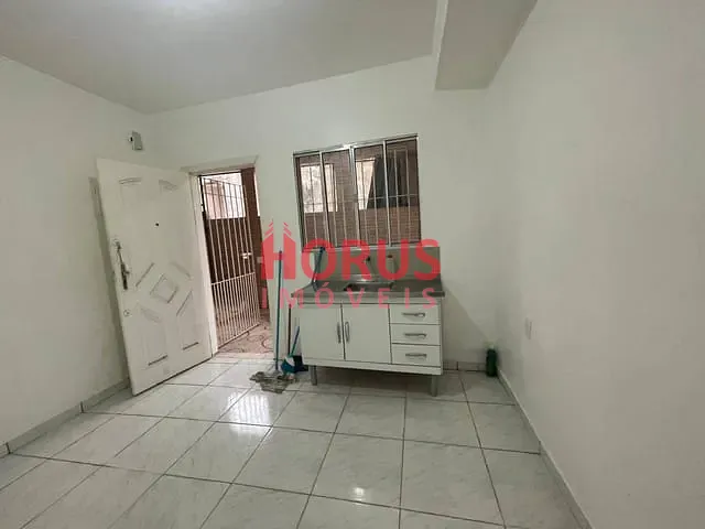 Casa 1 quarto e 1 banheiro, para alugar, no bairro Vila Santa Maria em São Paulo