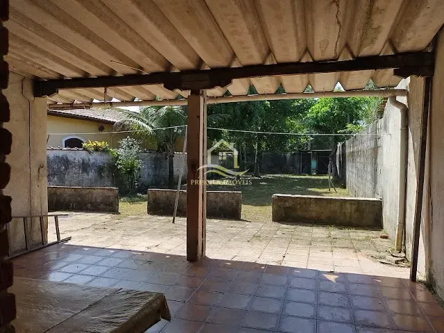 Casa com 450m² 2 quartos e 1 banheiro, à venda, no bairro Boracéia em Bertioga