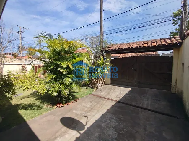 Casa 5 quartos e 3 banheiros, à venda ou para alugar, no bairro Centro em Maricá