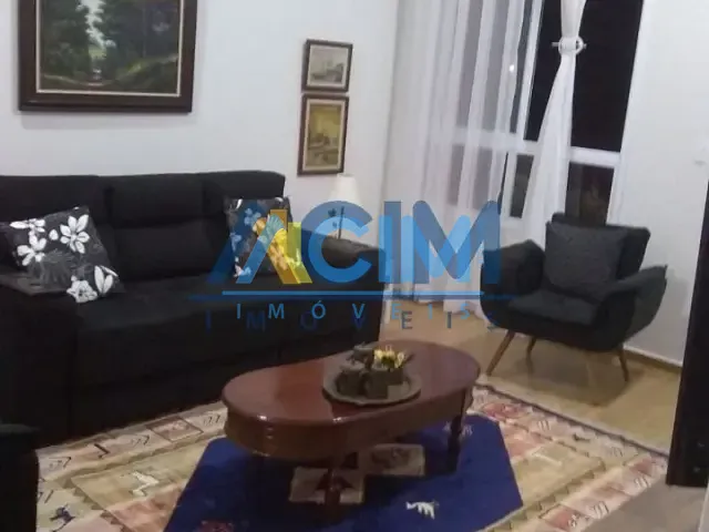Casa com 250m² 3 quartos e 2 banheiros, à venda, no bairro 12 de Setembro em Jaguariúna