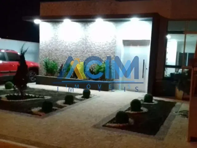 Casa com 250m² 3 quartos e 2 banheiros, à venda, no bairro 12 de Setembro em Jaguariúna