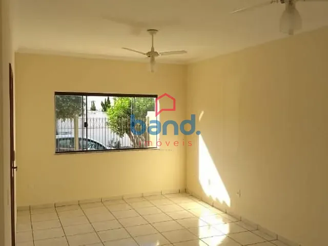 Casa com 300m² 3 quartos e 2 banheiros, para alugar, no bairro Residencial Santa Clara em Porto Feliz