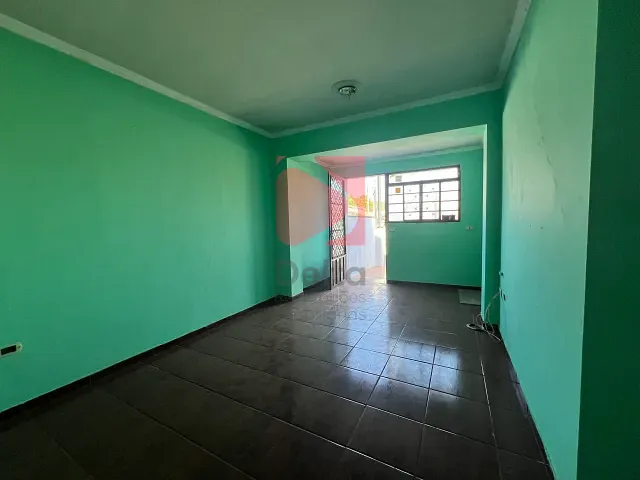 Casa 2 quartos e 2 banheiros, à venda, no bairro Vila Nova em Pirassununga