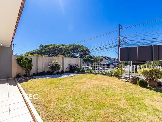 Casa com 490m² 4 quartos e 4 banheiros, à venda, no bairro Jardim das Américas em Curitiba