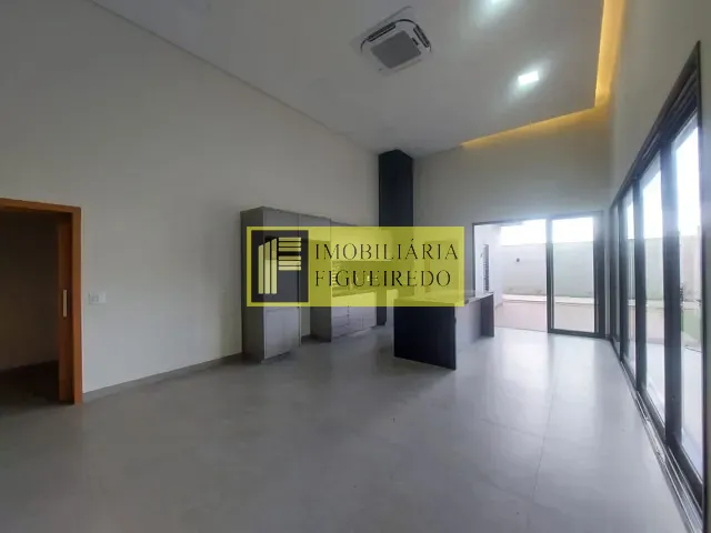 Casa com 405m² 3 quartos e 4 banheiros, à venda ou para alugar, no bairro Jardim Vitagliano em São José do Rio Preto
