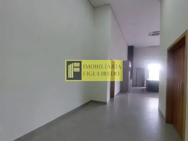 Casa com 405m² 3 quartos e 4 banheiros, à venda ou para alugar, no bairro Jardim Vitagliano em São José do Rio Preto