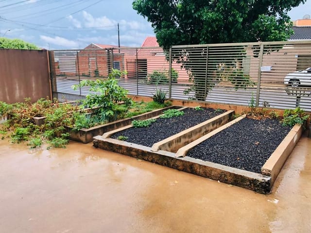 Casa com 220m² 4 quartos e 2 banheiros, à venda, no bairro C H Antonio E Casaro em Cambé