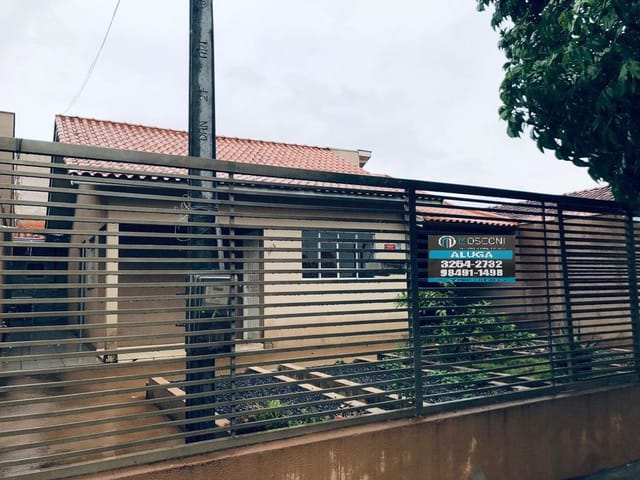 Casa com 220m² 4 quartos e 2 banheiros, à venda, no bairro C H Antonio E Casaro em Cambé