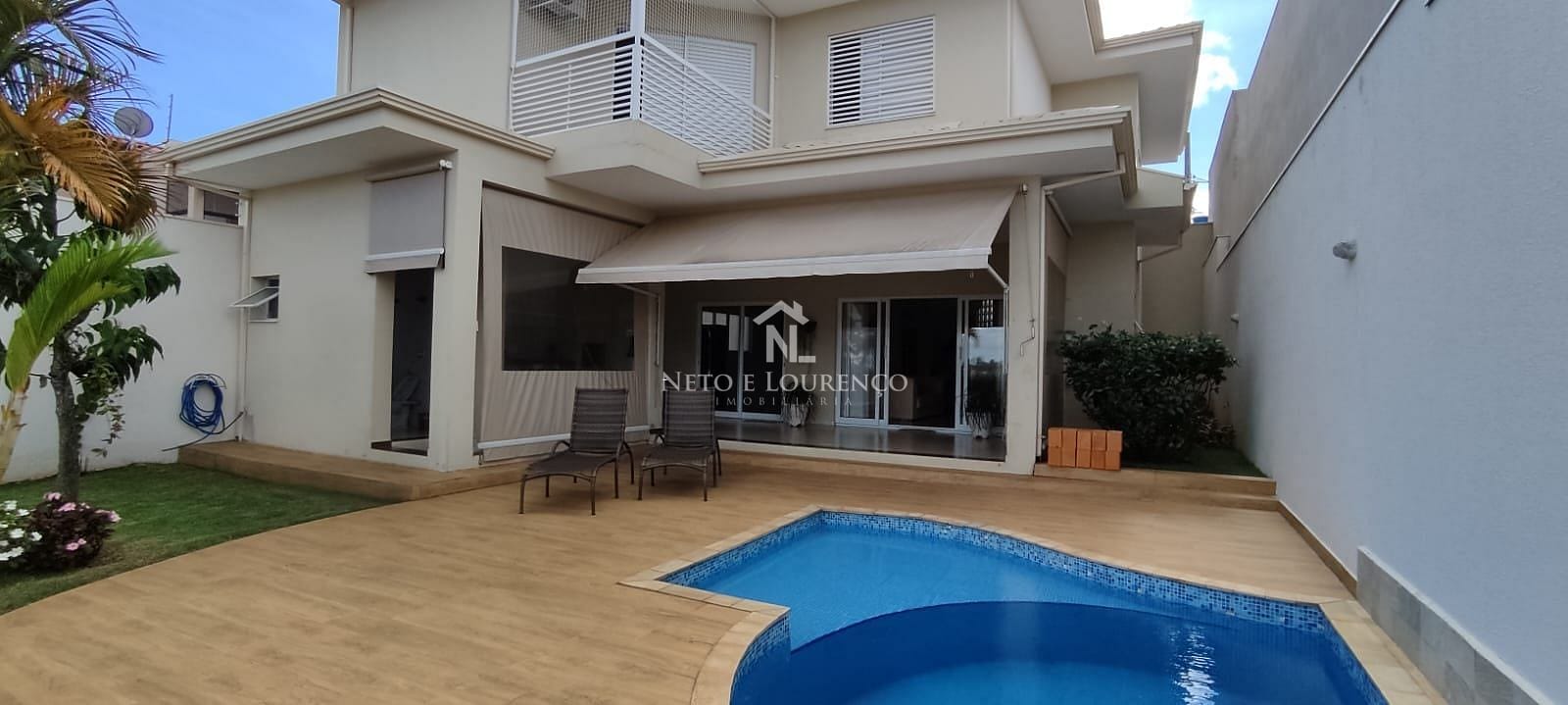 Casa à venda com 3 quartos, 270m² - Foto 4