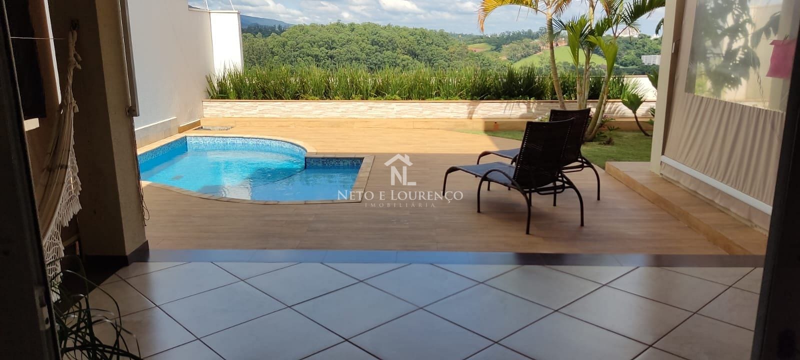 Casa à venda com 3 quartos, 270m² - Foto 3