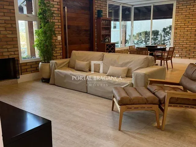 Casa com 1380m² 4 quartos e 7 banheiros, à venda, no bairro Porto Bragança em Bragança Paulista