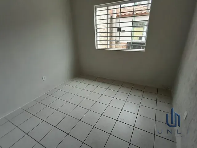Casa 3 quartos e 2 banheiros, à venda, no bairro Barreira Cravo em Volta Redonda