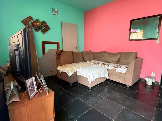 Casa 3 quartos e 1 banheiro, à venda, no bairro Santa Cecília em Esmeraldas