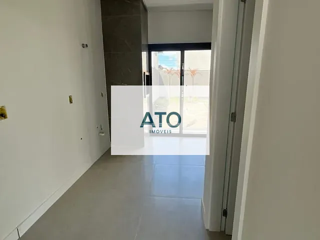 Casa 3 quartos e 2 banheiros, à venda, no bairro areias em Tijucas