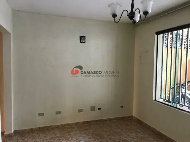 Casa com 168m² 2 quartos e 1 banheiro, à venda, no bairro Vila Príncipe de Gales em Santo André