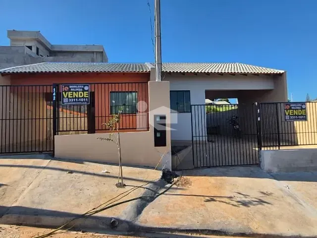 Casa com 126m² 2 quartos e 1 banheiro, à venda, no bairro Agostinho Pizzaia em Rolândia