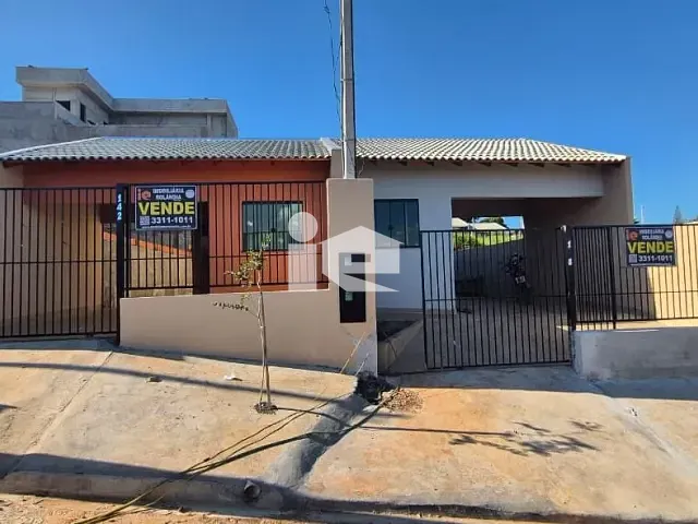 Casa com 126m² 2 quartos e 1 banheiro, à venda, no bairro Agostinho Pizzaia em Rolândia