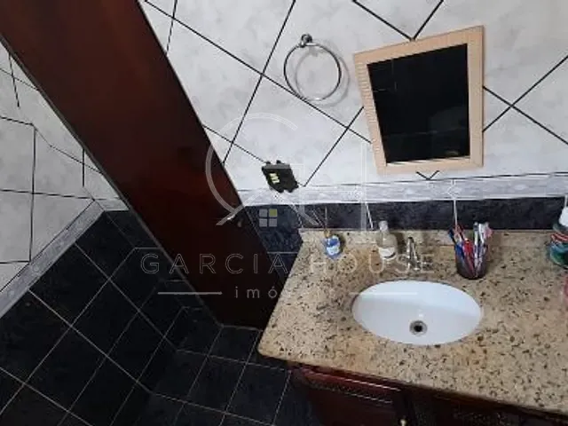 Casa 2 quartos e 1 banheiro, à venda, no bairro Jardim Helena em Ribeirão Preto