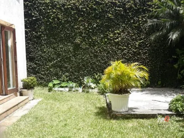 Casa com 400m² 3 quartos e 1 banheiro, à venda, no bairro Coronel Veiga em Petrópolis