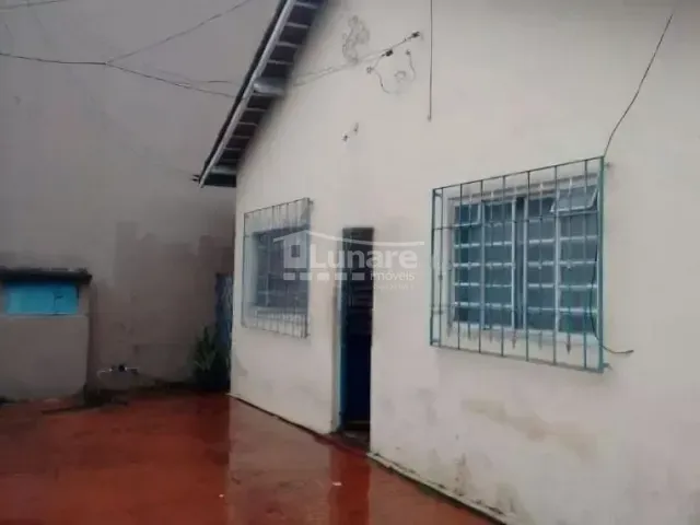 Casa com 436m² 4 quartos e 2 banheiros, à venda, no bairro Centro em Mogi das Cruzes