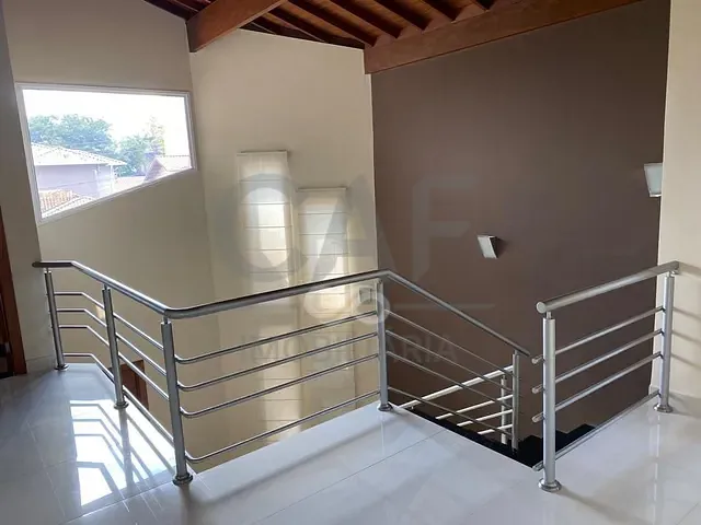 Casa com 315m² 3 quartos e 4 banheiros, à venda, no bairro Jardim Primavera em Jaguariúna