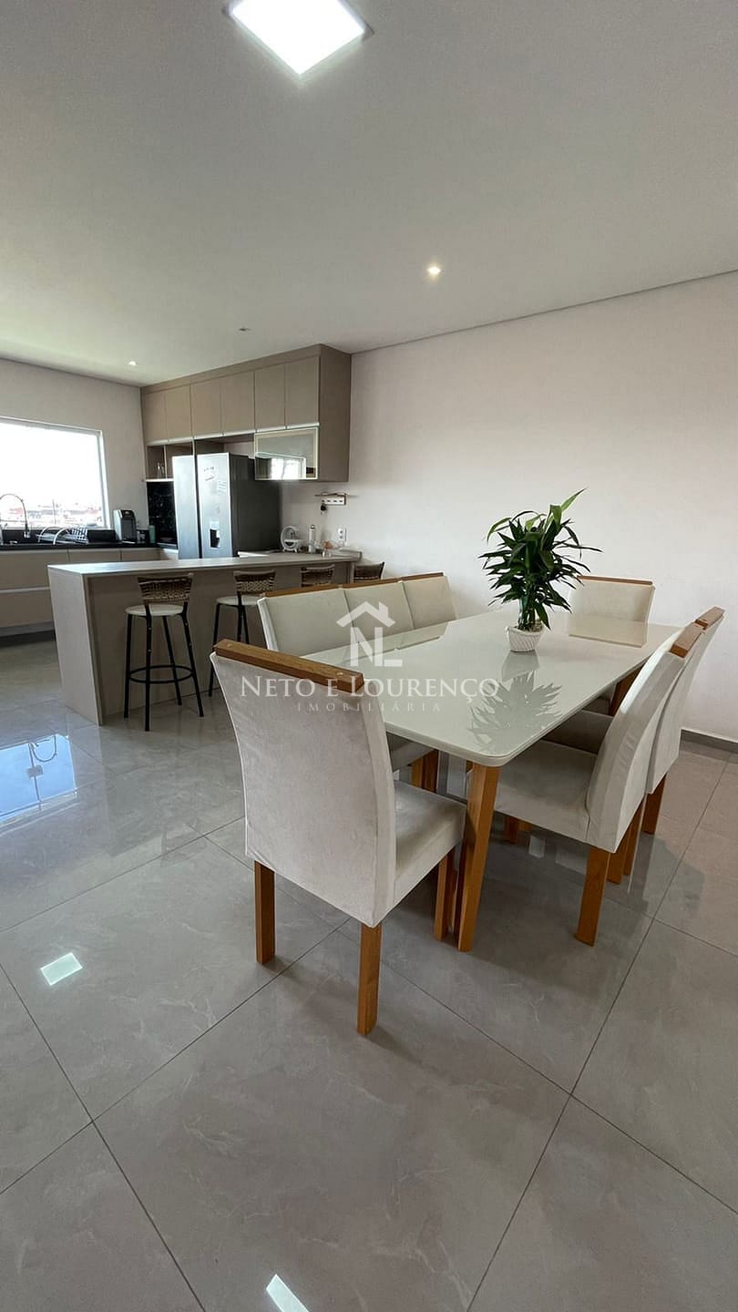 Casa, 3 quartos, 215 m² - Foto 6