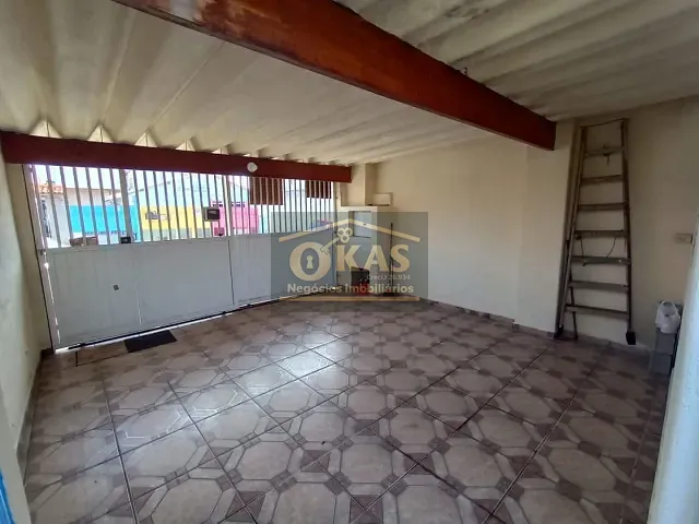Casa com 150m² 3 quartos e 2 banheiros, à venda, no bairro Parque Maria Helena em Suzano