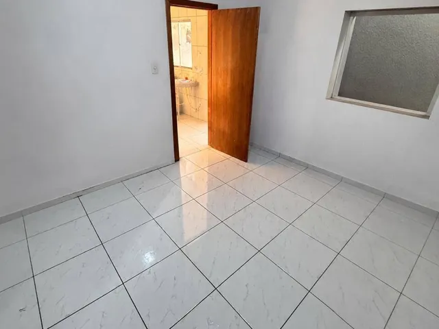 Casa 2 quartos e 1 banheiro, à venda, no bairro Tupi B em Belo Horizonte