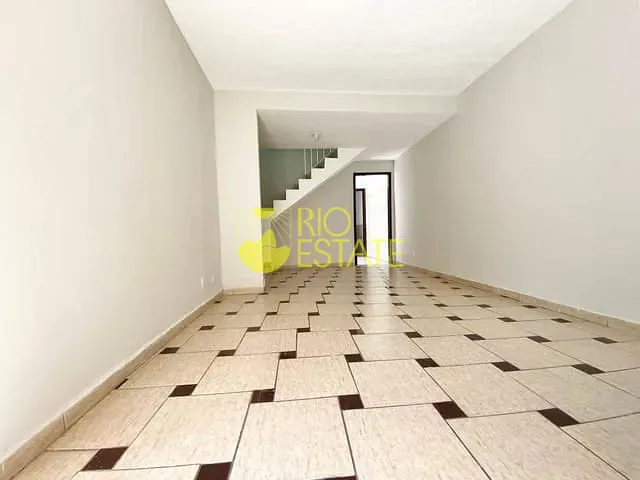 Casa com 280m² 3 quartos e 1 banheiro, à venda, no bairro Retiro em Volta Redonda