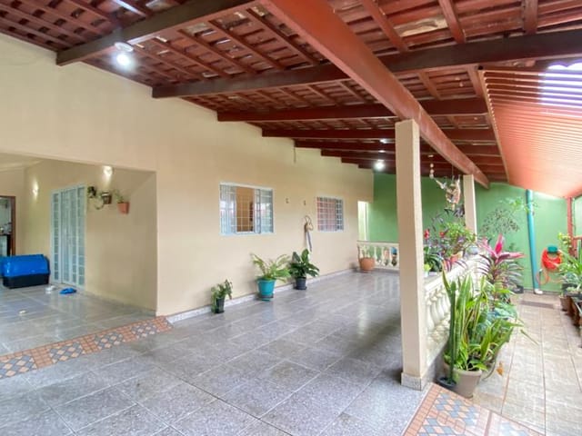 Foto do Casa - Casa à venda com 3 quartos sendo 1 suíte no Jardim Balneário Meia Ponte em Goiânia GO. | Home Gyn Imóveis Ltda