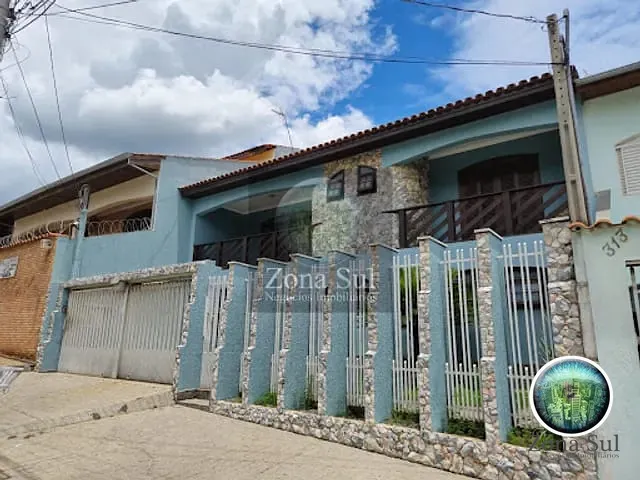 Casa com 260m² 3 quartos e 3 banheiros, à venda, no bairro Parque Jataí em Votorantim