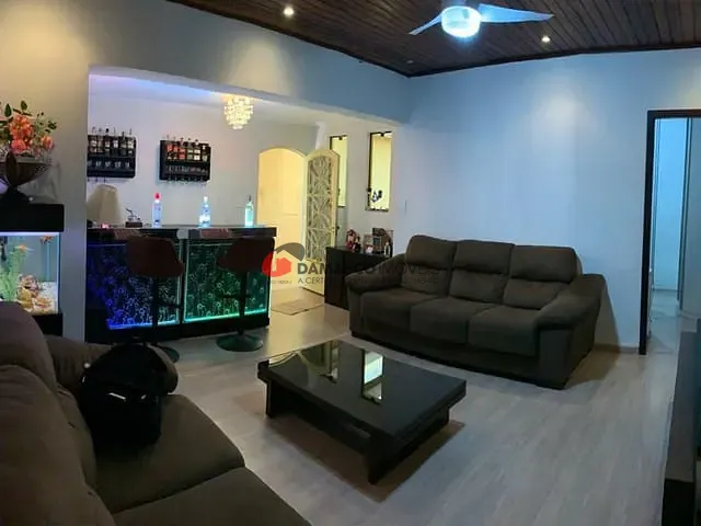 Casa com 251m² 2 quartos e 1 banheiro, à venda, no bairro Olímpico em São Caetano Do Sul