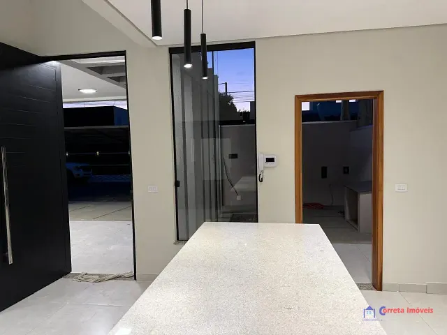 Casa com 200m² 2 quartos e 2 banheiros, à venda, no bairro Nova Europa em Três Lagoas