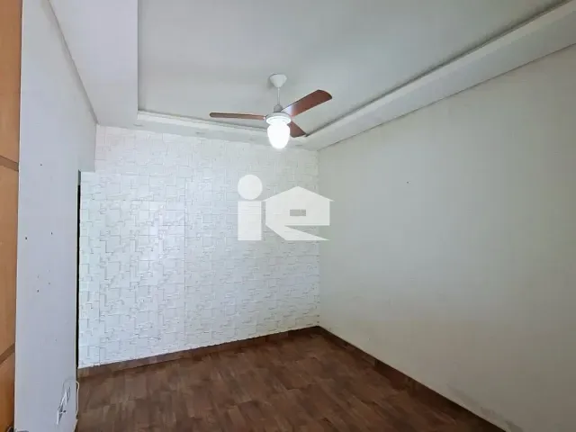 Casa com 153m² 2 quartos e 1 banheiro, à venda, no bairro Jardim Cidade Verde em Rolândia
