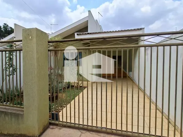 Casa com 153m² 2 quartos e 1 banheiro, à venda, no bairro Jardim Cidade Verde em Rolândia