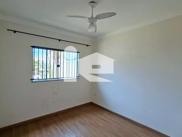 Casa com 153m² 2 quartos e 1 banheiro, à venda, no bairro Jardim Cidade Verde em Rolândia