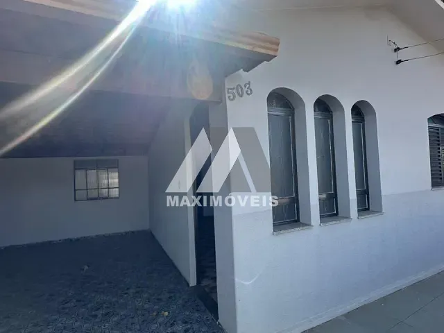 Casa com 180m² 3 quartos e 1 banheiro, à venda, no bairro Ana Rosa em Bom Despacho