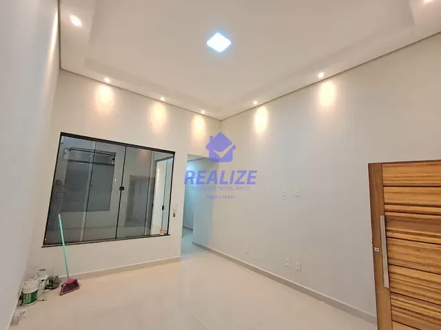 Casa 3 quartos e 2 banheiros, à venda ou para alugar, no bairro Residencial Ouro Verde em Botucatu