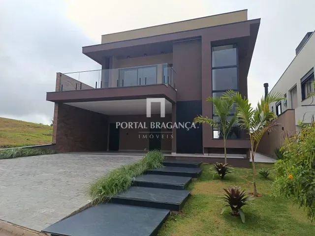 Casa com 456m² 4 quartos e 5 banheiros, à venda, no bairro Condomínio Vale das Águas em Bragança Paulista