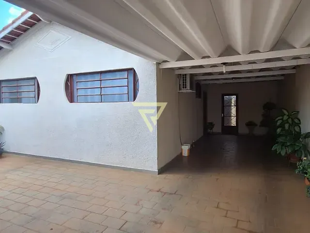 Casa com 250m² 3 quartos e 1 banheiro, à venda, no bairro Vila Albertina em Ribeirão Preto