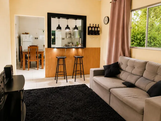 Casa 3 quartos e 1 banheiro, à venda, no bairro Veneza em Ribeirão das Neves