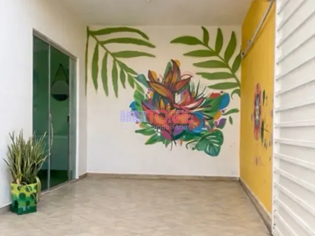Casa 2 quartos e 2 banheiros, à venda, no bairro Hernani Sá em Ilhéus