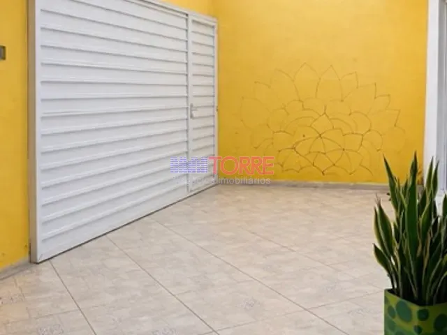 Casa 2 quartos e 2 banheiros, à venda, no bairro Hernani Sá em Ilhéus