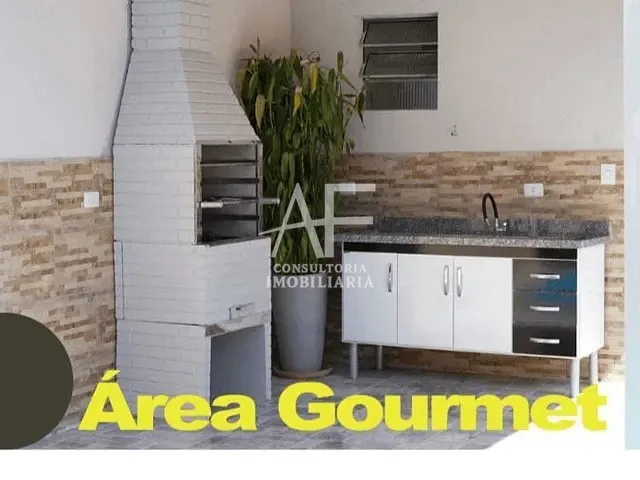 Casa com 280m² 3 quartos e 2 banheiros, à venda, no bairro Jardim Satélite em São José dos Campos